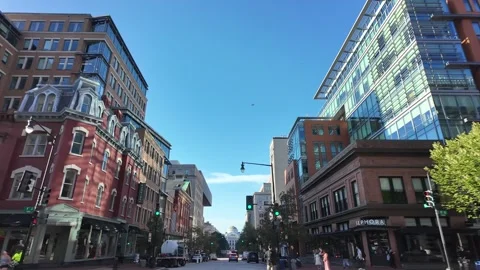 Driving on 6th Street in Washington DC 動画素材 343675886