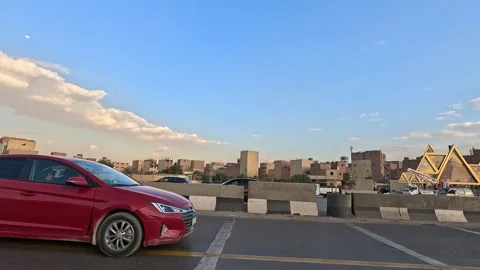 Driving Across Cairo Ring Road Bridges and Exits Expansive Views Greater Cairo 库存影片 330077458
