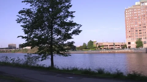 Driving Along the Charles River Vídeo Stock 76190610