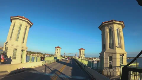 Driving Bridge of Lions 動画素材 155132131