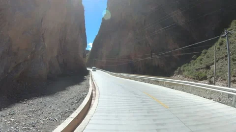 Driving car on mountain trail in tibet,China Stock-Footage 151565663