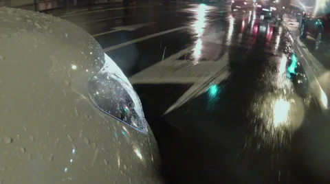Driving a car at night with lights blinker Видео 67332370