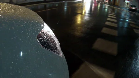 Driving a car at night with lights blinker Stockbeeldmateriaal 67341986