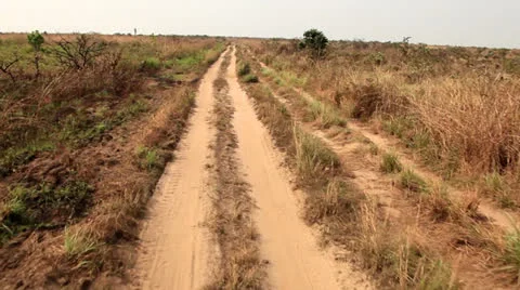 Driving on Congo dirt road Vídeo Stock 25493144