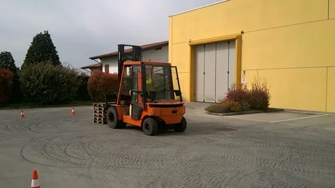 Driving course for forklift Video stock 89918678