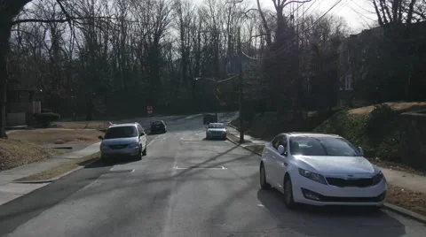 Driving Down Quite Street in 4K Vidéo 48338401