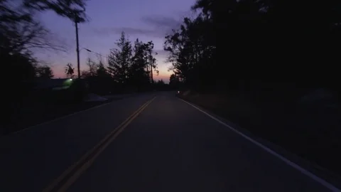 Driving Evening Hood Mount 動画素材 75260146