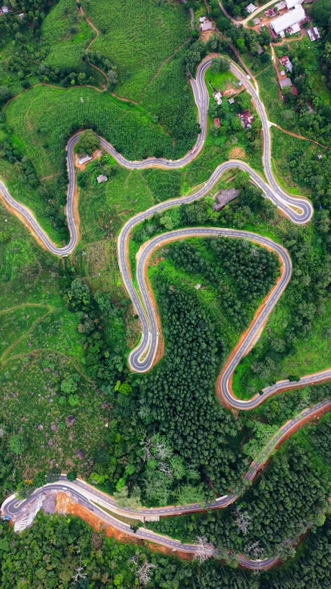 Driving the Famous 10 Bends of Rakwana (Wangu 10) | Scenic Sri Lanka Stock Footage 345526152