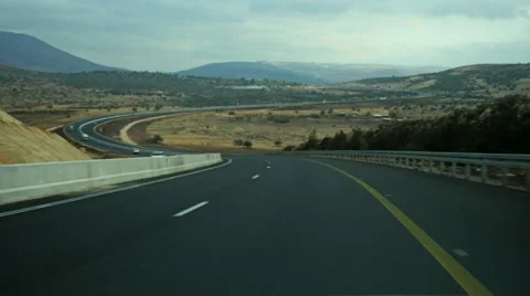 Driving highway 库存影片 68855044