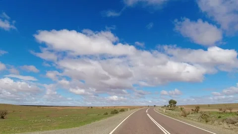 Driving - Outback Hwy - Hawker Vídeos de archivo 330702708