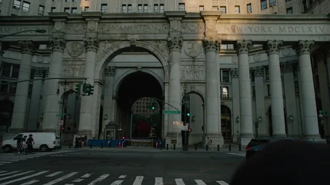 Driving over Brooklyn Bridge, sunset Stock Footage 108756190