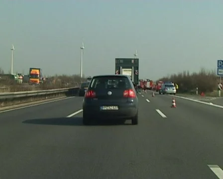 Driving past accident site Vídeo Stock 73935