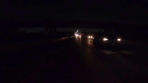 Driving plate of reverse shot roads and highways on a very dark night 스톡 동영상 155890440