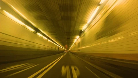 Driving POV: Passing through mostly empty Holland Tunnel during COVID-19 스톡 동영상 129782343