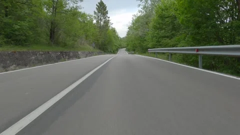 Driving POV through Scenic Mountain Roads in Scapoli, Italy Vídeos de archivo 334237185