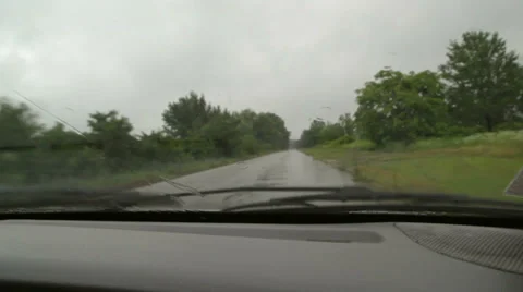 Driving in the rain Video stock 39746398