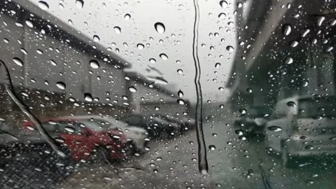 Driving in the rain 스톡 동영상 208842630