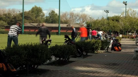 DRIVING RANGE TIME LAPSE Video stock 2166032