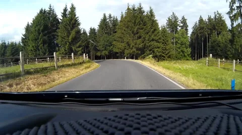 Driving the road 動画素材 39593165