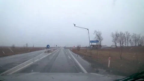 Driving sleet 動画素材 168314195