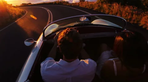 Driving into the Sunset Vídeo Stock 53365908