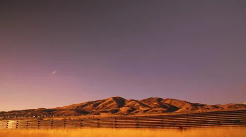 Driving Through the mountains in Utah Vidéo 68502945