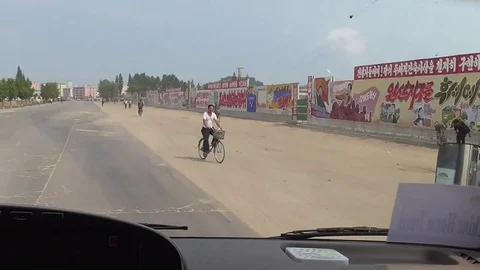 Driving through North Korea Stockbeeldmateriaal 78448829