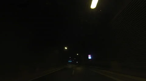 Driving through tunnels Видео 58620010