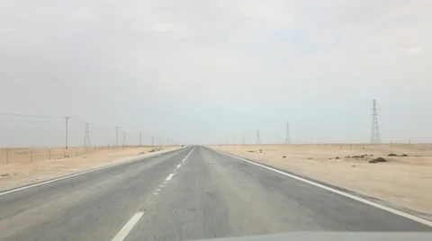 Driving throw the desert in Qatar 库存影片 33873325