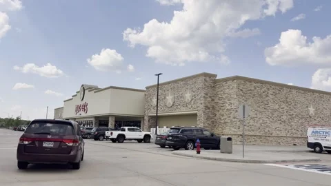 Driving Toward Buc-ee's Travel Center 動画素材 345178864
