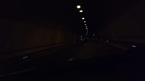 Driving in the tunnel 動画素材 104721642