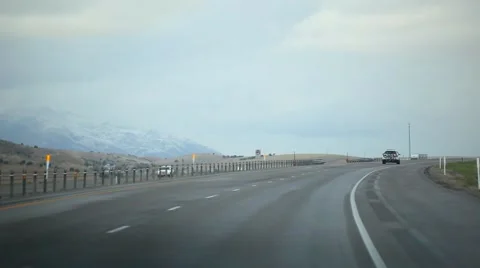 Driving wet freeway 스톡 동영상 51714240