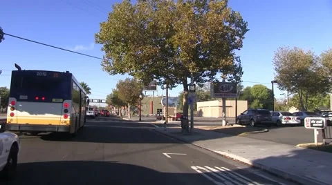 Driving to work Video stock 44001485