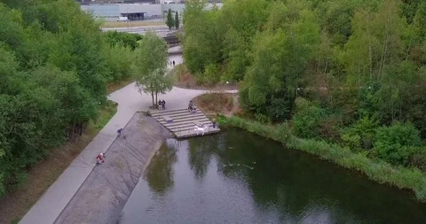 Drohne Phantom 3 im Flug Stockbeeldmateriaal 94496401