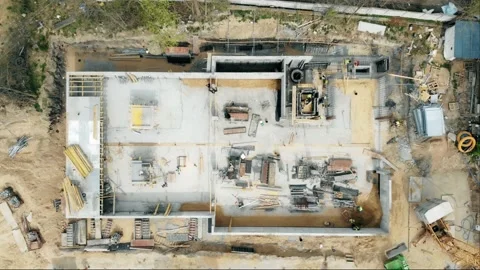 Dron view of builders working on a construction site Vidéo 139089221