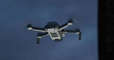 Drona DJI Mavic Mini rotating. Stock Footage 175675721