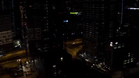 Drone 4k. Night view of city. Warsaw in Poland Video stock 129149062