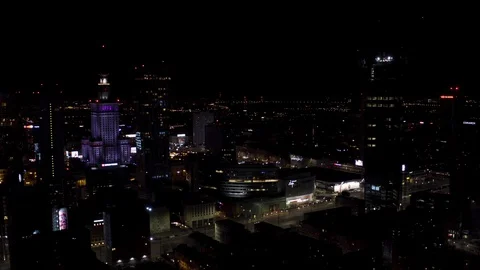 Drone 4k. Night view of city. Warsaw in Poland Video stock 129149364
