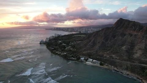 Drone 4k view of Diamond Head and the Kahala coast of Honolulu, Hawaii Stock Footage 254728438