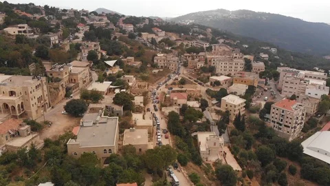 Drone aerial of busy middle eastern city in lebanon Vidéo 96253936