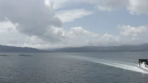 Drone Aerial of Calmac Ferry Arriving at Portavadie Vídeos de archivo 160447697