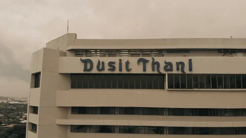 Drone Aerial: Dusit Thani Hotel Manila Close up Shot 動画素材 93772665