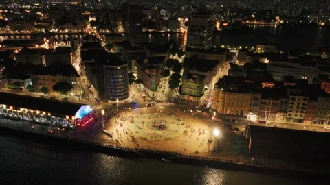 Drone Aerial of Marco Zero and Recife Antigo at Night Vidéo 329259299