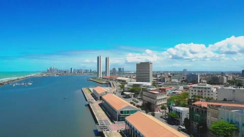 Drone Aerial of Marco Zero and Recife Antigo at Night Vidéo 329261396
