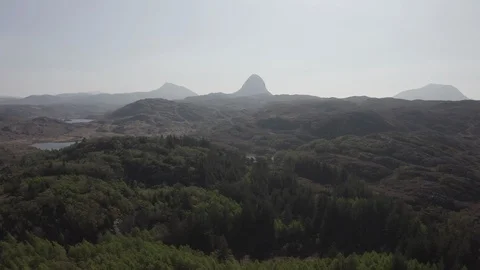 Drone Aerial of Suilven Vídeo Stock 106930540