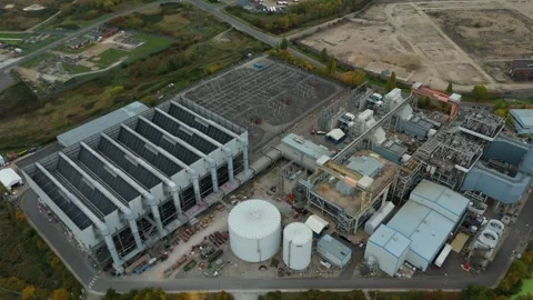 Drone aerial view of large electricity generating power plant near London UK Vídeo Stock 324794545