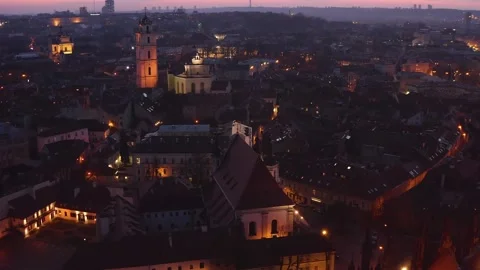 Drone aerial view of Vilnius Old Town 스톡 동영상 243721343