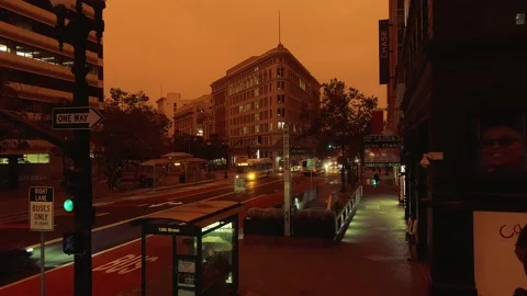 Drone Aerials of Oakland when wildfire smoke pollution turned sky orange Stock Footage 190169341