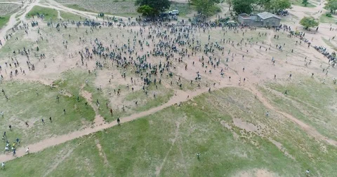Drone african students 02 Video stock 114055102