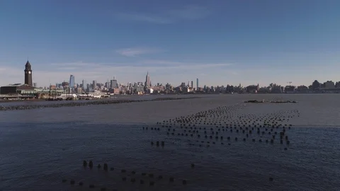 Drone Altitude Change Up Hoboken Clock &amp; Empire State Building 库存影片 105190118